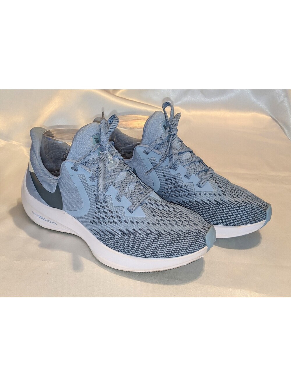 Nike Womens Air Zoom Winflo 6 Blue Running Shoes Sneakers Size 7 AQ8228-400 EUC